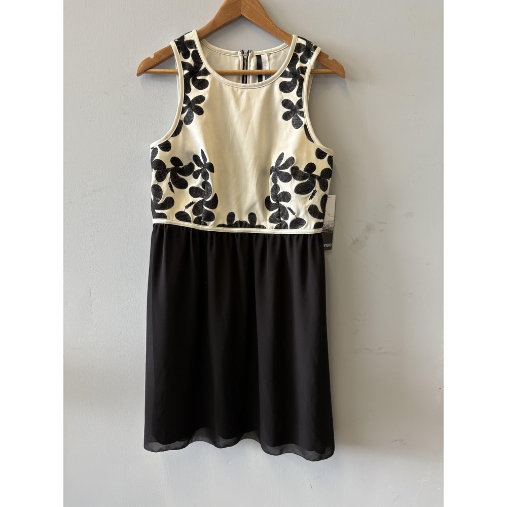 Kensie Dress Womens M Black White‎ Floral Embroidered Fit & Flare Tank Mini